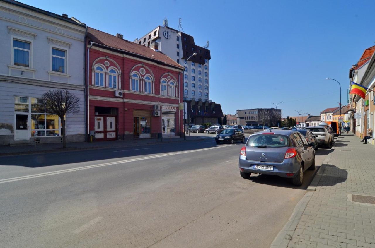 Apartament 1 Central Târgu-Mureş Zewnętrze zdjęcie
